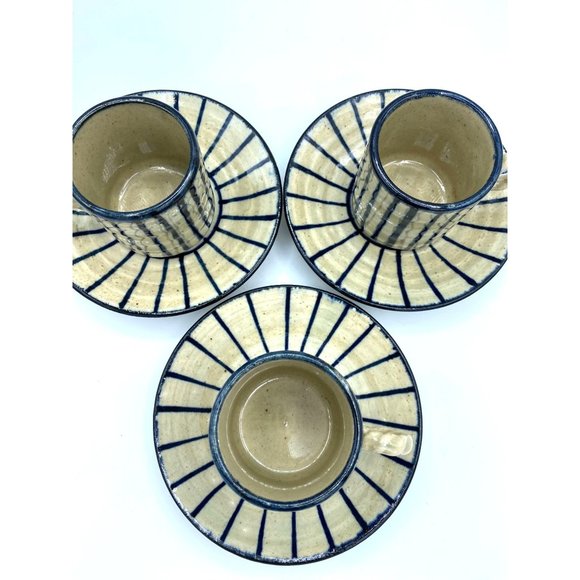 Yamaki Ikai Striped Cups and Saucers Pottery Tea Cups/Demi Tasse/Signed/Twisted - Picture 2 of 5